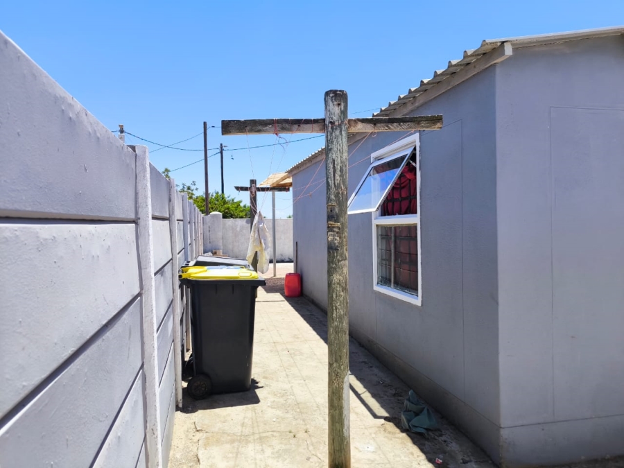 2 Bedroom Property for Sale in Chatsworth Western Cape